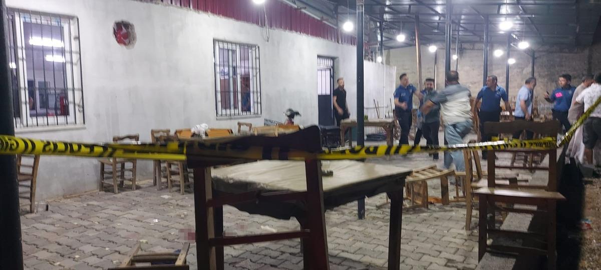 Mersin de kahvehaneye silahlı saldırı: 1 ölü, 4 yaralı 1