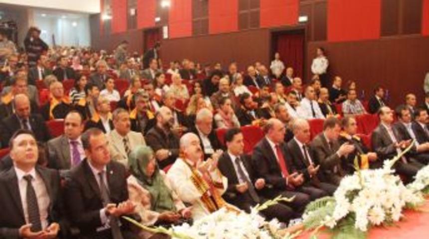 Artuklu &Uuml;niversitesi'nde 5 dilde dualı a&ccedil;ılış yapıldı