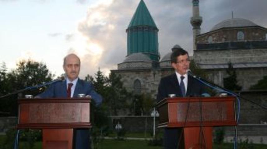 Bakan Davutoğlu: Filistin meselesi bizim i&ccedil;in insani bir mesele