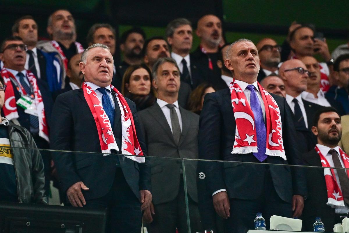 Bursa da büyük öfke! TFF Başkanı na villa göndermesi olay oldu, istifa sesleri susmadı 3