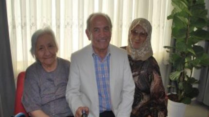 Başkan Topbaş, huzurevi sakinleriyle buluştu