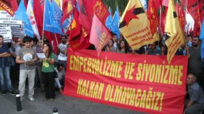 Beyoğlu&rsquo;nda F&uuml;ze Kalkanı protestosu