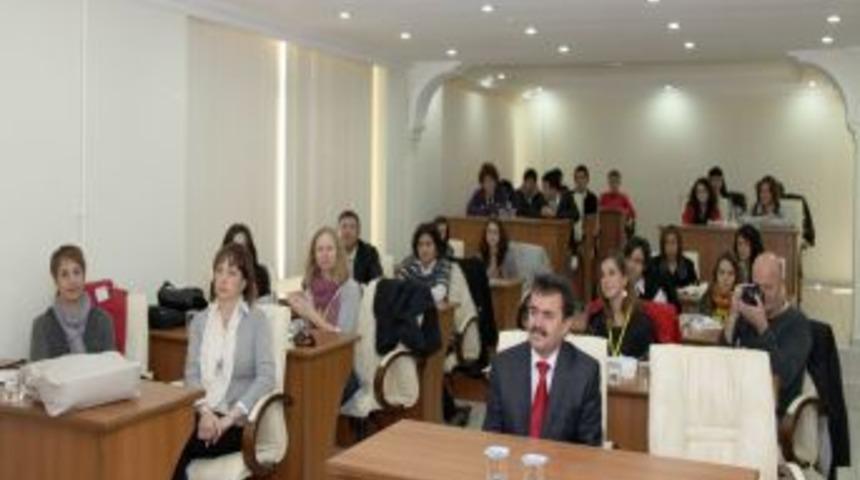 Yabancı &ouml;ğrencilerden Başkan Akkaya'ya ziyaret