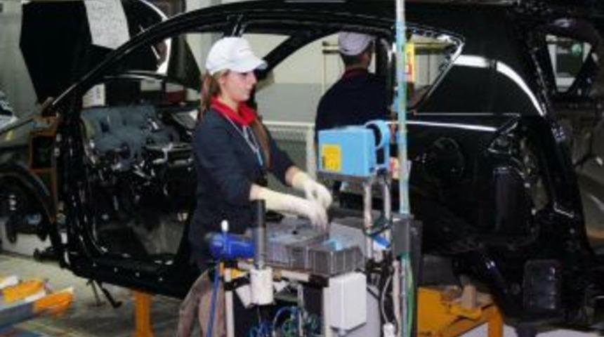 Toyota T&uuml;rkiye kadın iş&ccedil;i sayısını artıracak