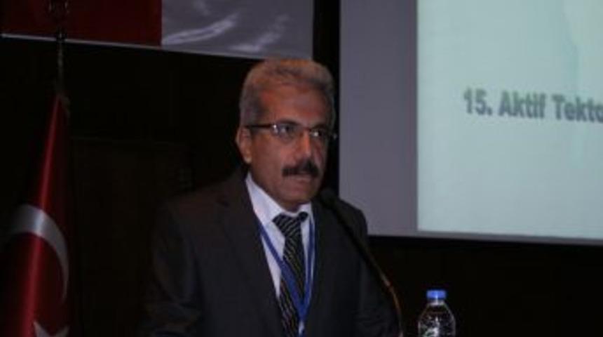 Prof. Dr. &Uuml;nl&uuml;t&uuml;rk: Deprem &uuml;reten fayların yerlerinin bilinmesi &ouml;nemli