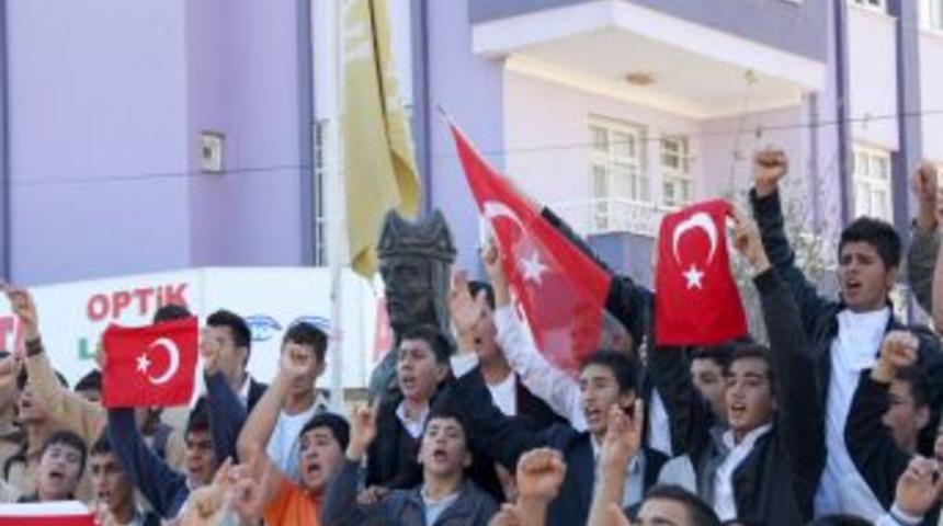 Kozan&rsquo;da şehitler i&ccedil;in y&uuml;r&uuml;y&uuml;ş d&uuml;zenlendi