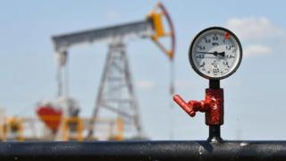 Brent petrolün varili 99,39 dolardan işlem görüyor