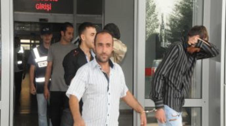 Kocaeli polisinden uyuşturucu operasyonu: 38 g&ouml;zaltı