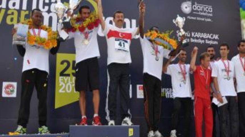 Uluslar arası Darıca yarı maratonu bug&uuml;n koşuldu