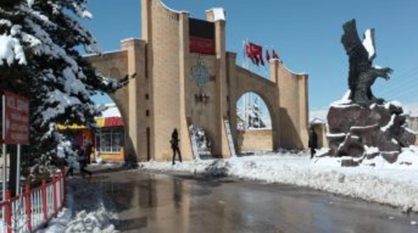 Atat&uuml;rk &Uuml;niversitesi Senatosu, ter&ouml;r saldırısını kınadı