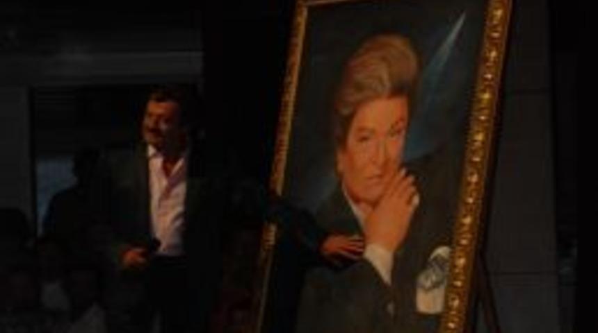 Sanat G&uuml;neşi Zeki M&uuml;ren, Bursa&rsquo;da anıldı