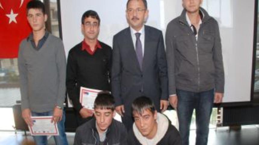 'Gen&ccedil; umutlar' sertifika aldı