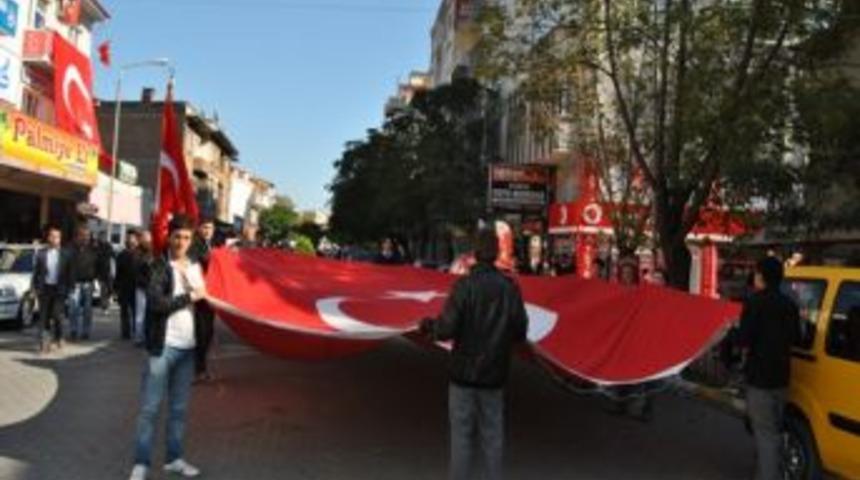 Edremit Ülkü Ocakları terörü lanetledi