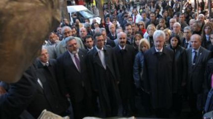 &Ccedil;ankaya Belediye Meclisi'nden sessiz protesto