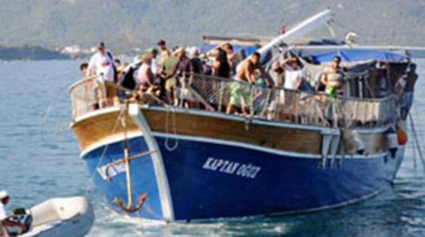 Kanseri yendi, kutlamada &ouml;ld&uuml;