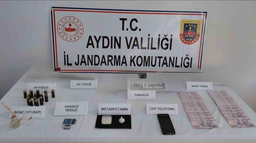 Uyuşturucu imal ve ticareti yapılan adrese baskın