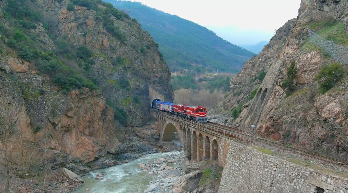 Turistik Karaelmas Ekspresi yeniden raylara iniyor 1