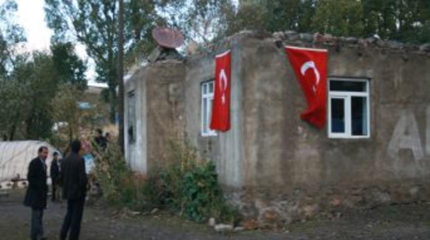 Ağrı'nın Hamur il&ccedil;esinde şehit evi yasta