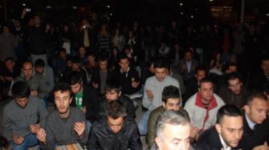 Ereğlililer şehitler için Kur'an-ı Kerim okuttu