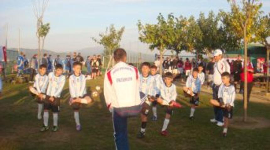 Erzurum'un minikleri İspanya'da yarı finale &ccedil;ıktı