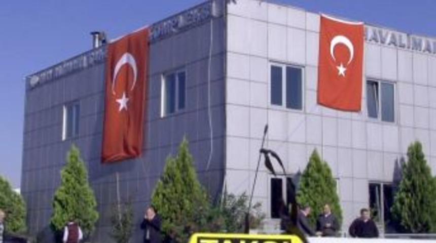 Taksicilerde ter&ouml;re sessiz protesto