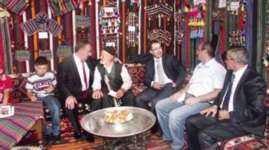 Reşadiye Standı'na yoğun ilgi