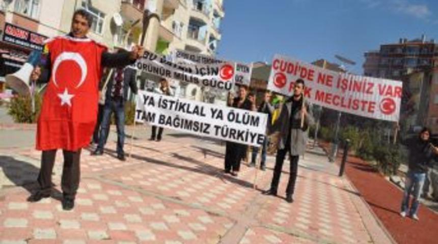 Yozgat&rsquo;ta kazma k&uuml;rekli eylem