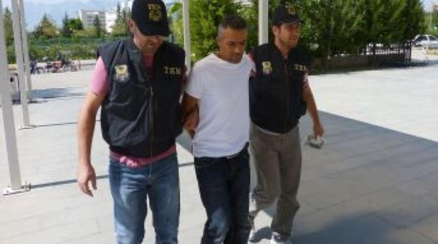 Kamyoncu ter&ouml;rist, eylem talimatını şifreli kitapla Zap kampından almış