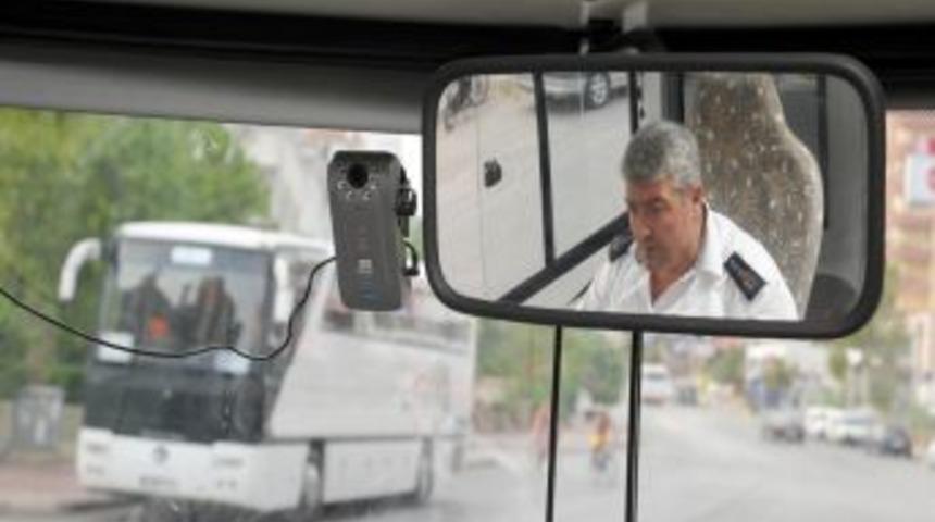 Belediye otob&uuml;slerine g&uuml;venlik kamerası takılıyor