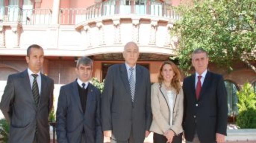 Bulgaristan'ın T&uuml;rk asıllı Cumhurbaşkanı adayı, destek i&ccedil;in T&uuml;rkiye'de