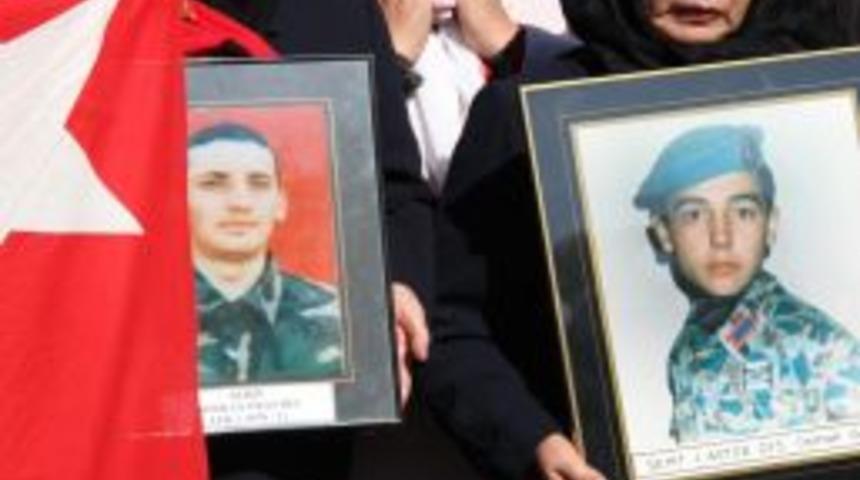 Eskişehir&rsquo;de şehitler Şehitlik'te anıldı