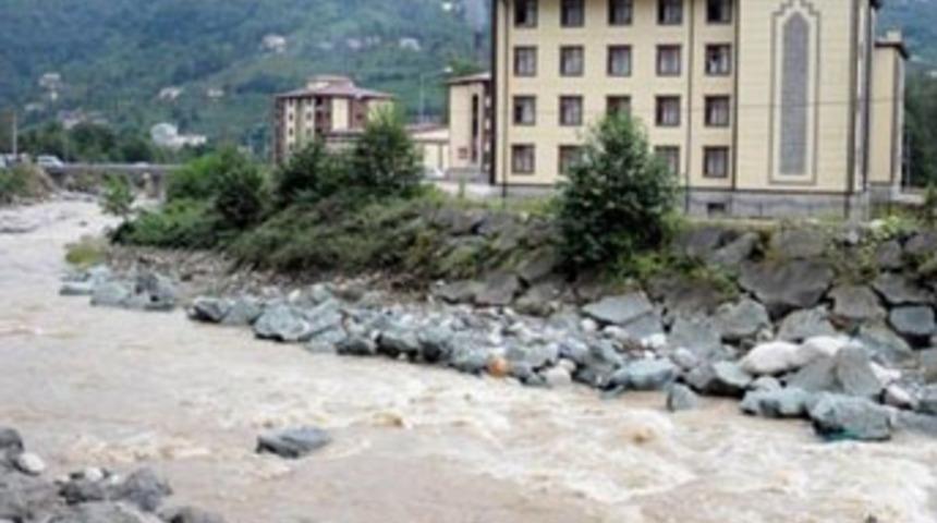 Rize'de b&uuml;y&uuml;k yıkım başlıyor