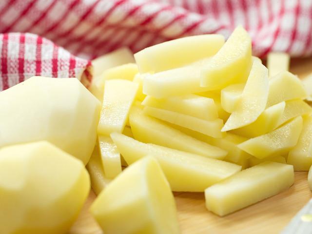 Birka&ccedil; damlası patateslerin kararmasını &ouml;nl&uuml;yor