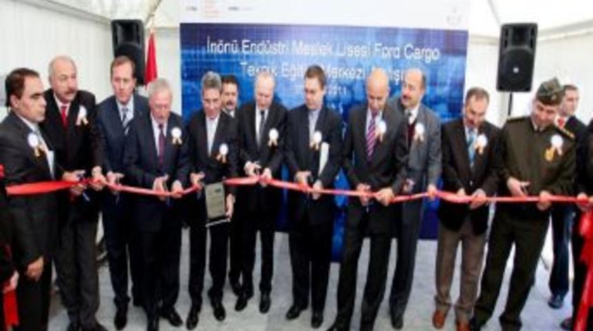 Geleceğin teknisyenleri İn&ouml;n&uuml;&rsquo;de yetiştirilecek