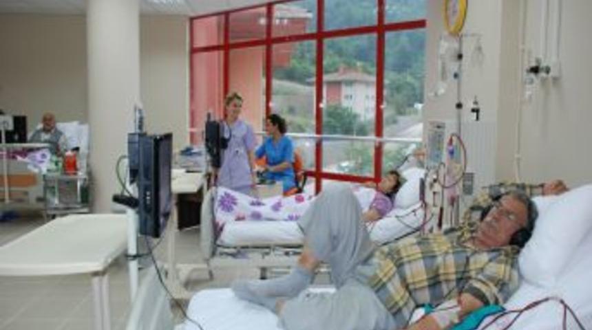 Of Diyaliz Merkezi yeni yerinde hizmete başladı