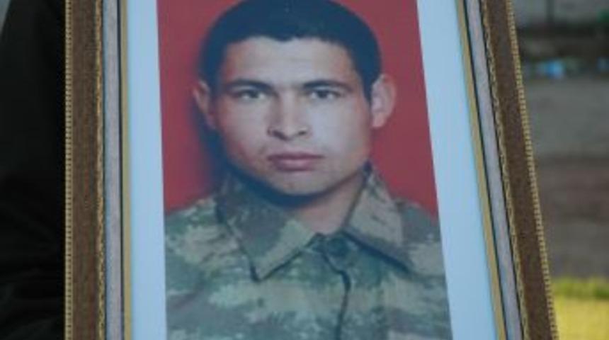 Aydınlı şehidi onbinlerce vatandaş uğurladı