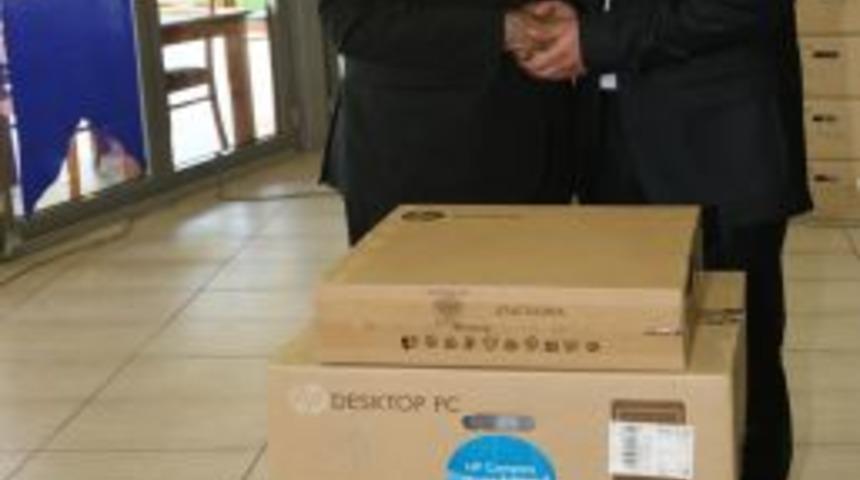 B&uuml;y&uuml;kşehir Belediyesi'nden muhtarlara bilgisayar desteği