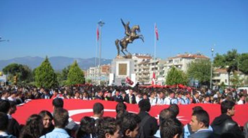 Edremit'te ter&ouml;re lanet yağdı