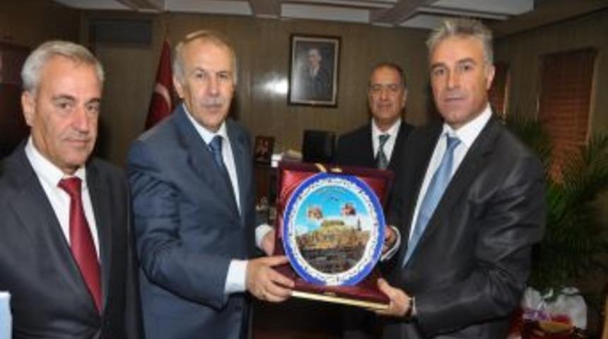 Gaziantep Valisi Ata, Mardinli işadamlarından okul istedi