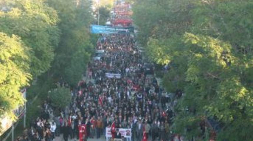 Keşan'dan da ter&ouml;re lanet yağdı