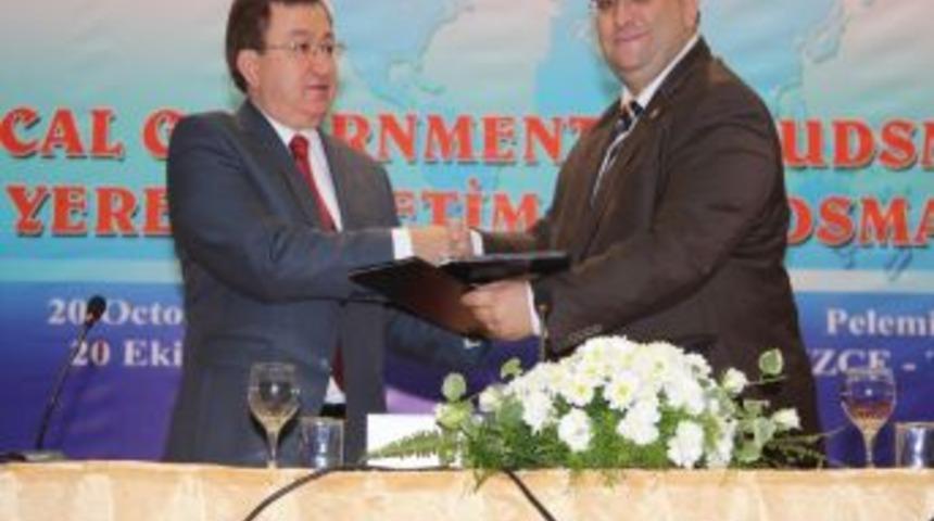 UCLG-MEWA ve MARKA arasında işbirliği protokol&uuml; imzalandı