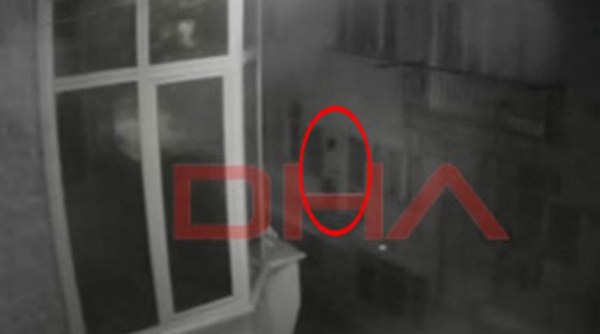 Sanki kendi eviymiş gibi defalarca girmiş!