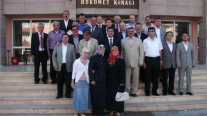 Ak Parti teşkilatı kaymakamı ziyaret etti