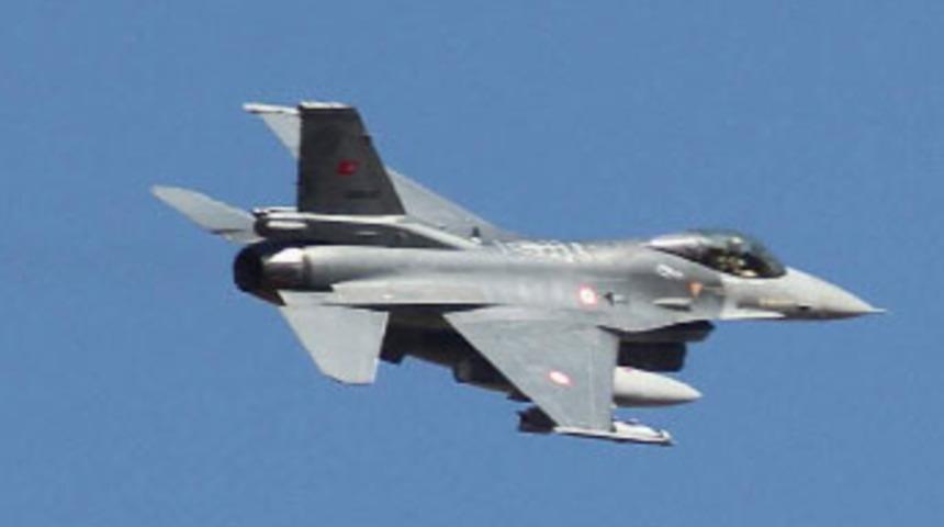 PKK kamplarına bomba yağdı