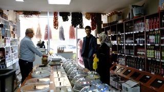 Van'da havanın soğumasıyla bitki çaylarına ilgi arttı