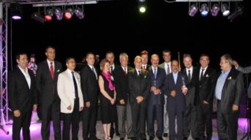 İzmir Katkı &Ouml;d&uuml;l&uuml; Kaya Holding&rsquo;in