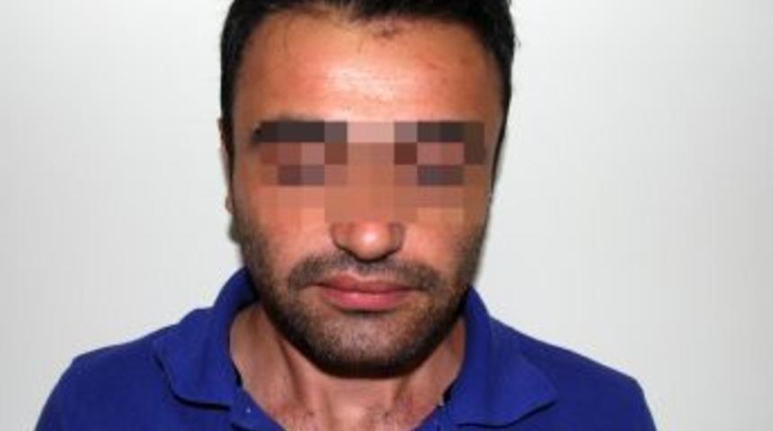 Bin 500 kişinin kredi kartı bilgilerini kopyalan hacker yakalandı