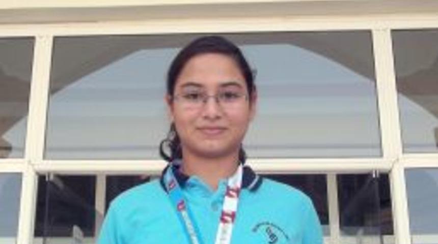 &Ouml;zel Şehzade Mehmet &ouml;ğrencisi y&uuml;zmede T&uuml;rkiye &uuml;&ccedil;&uuml;nc&uuml;s&uuml; oldu