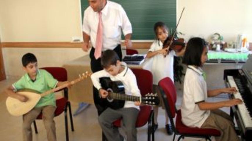 Geleceğin m&uuml;zisyenleri &ccedil;ekirdekten yetişiyor