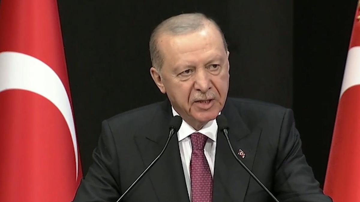 Cumhurbaşkanı Erdoğan dan fon soruşturması a&ccedil;ıklaması: "B&uuml;t&uuml;n kurumlarımızla, kurullarımızla gerekeni yapıyoruz" 1